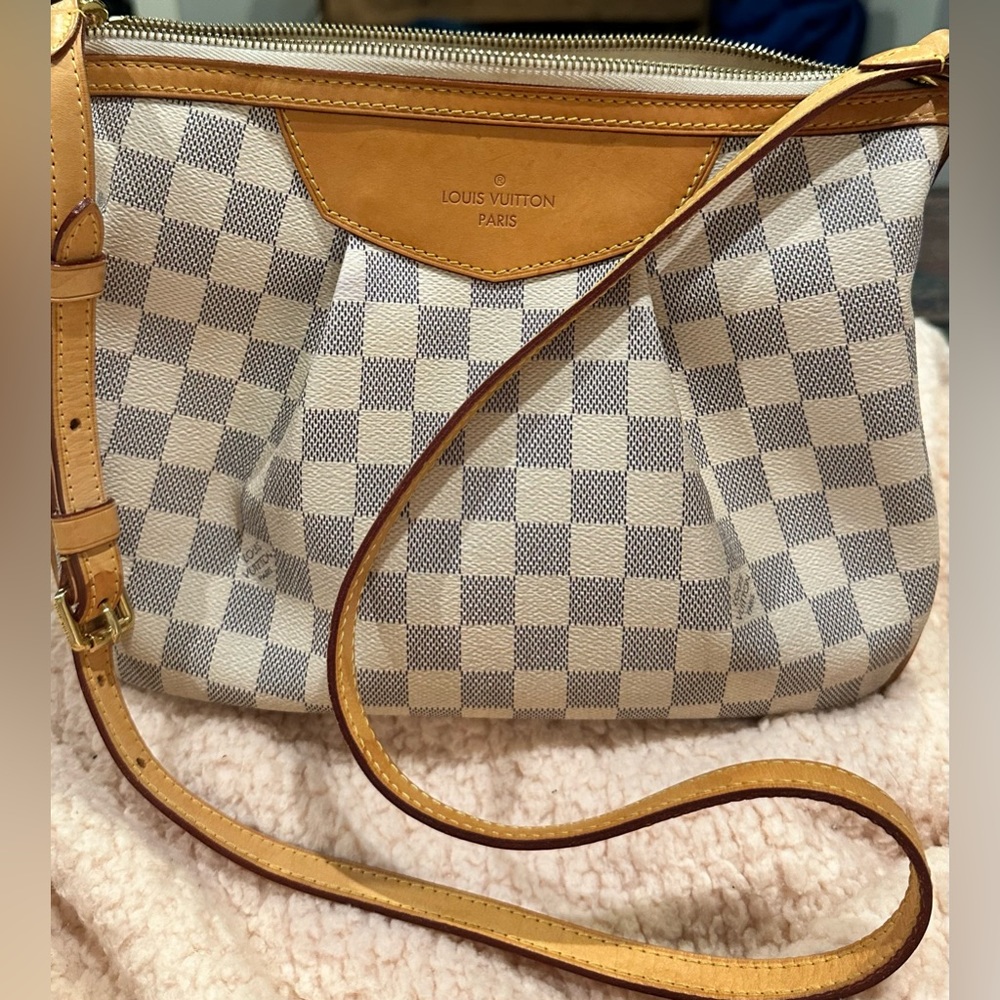 Louis Vuitton Siracusa PM
